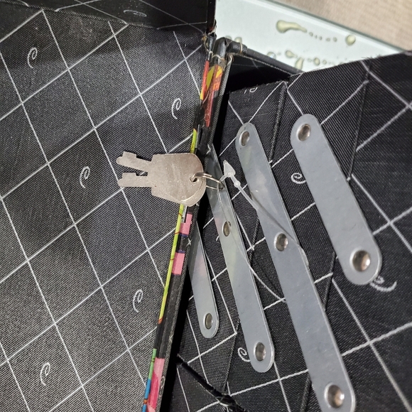 Colorful Patterned Storage Box - Picture 5 of 5